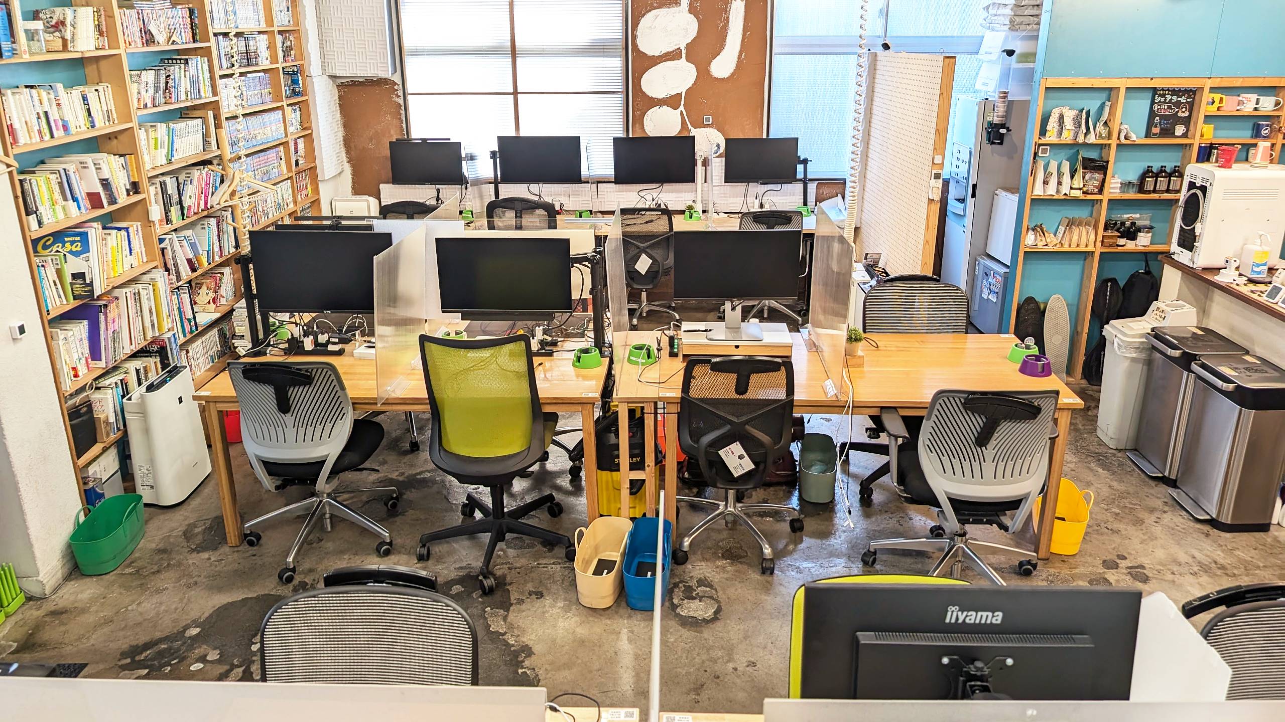 タネマキのワークスペースを上から見下ろした様子